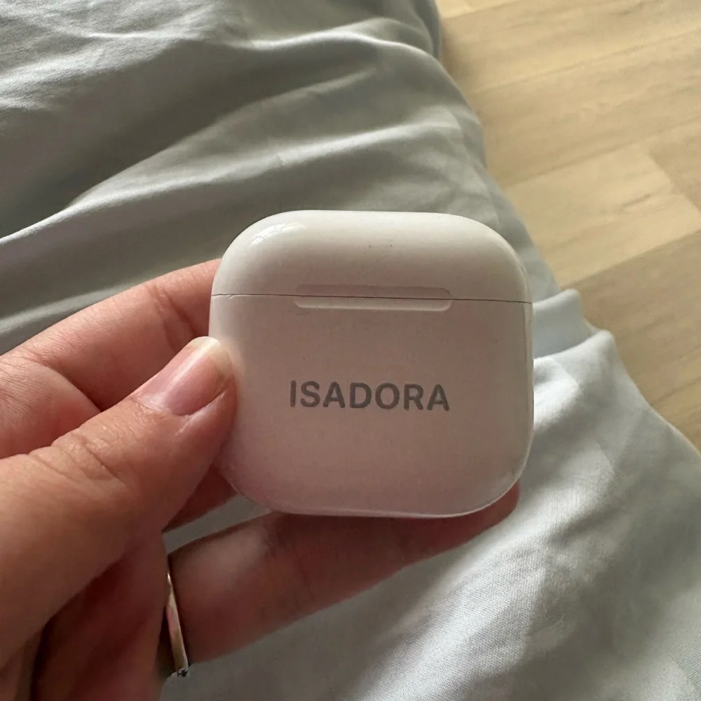 Apple AirPods 4th Generation with Engraving